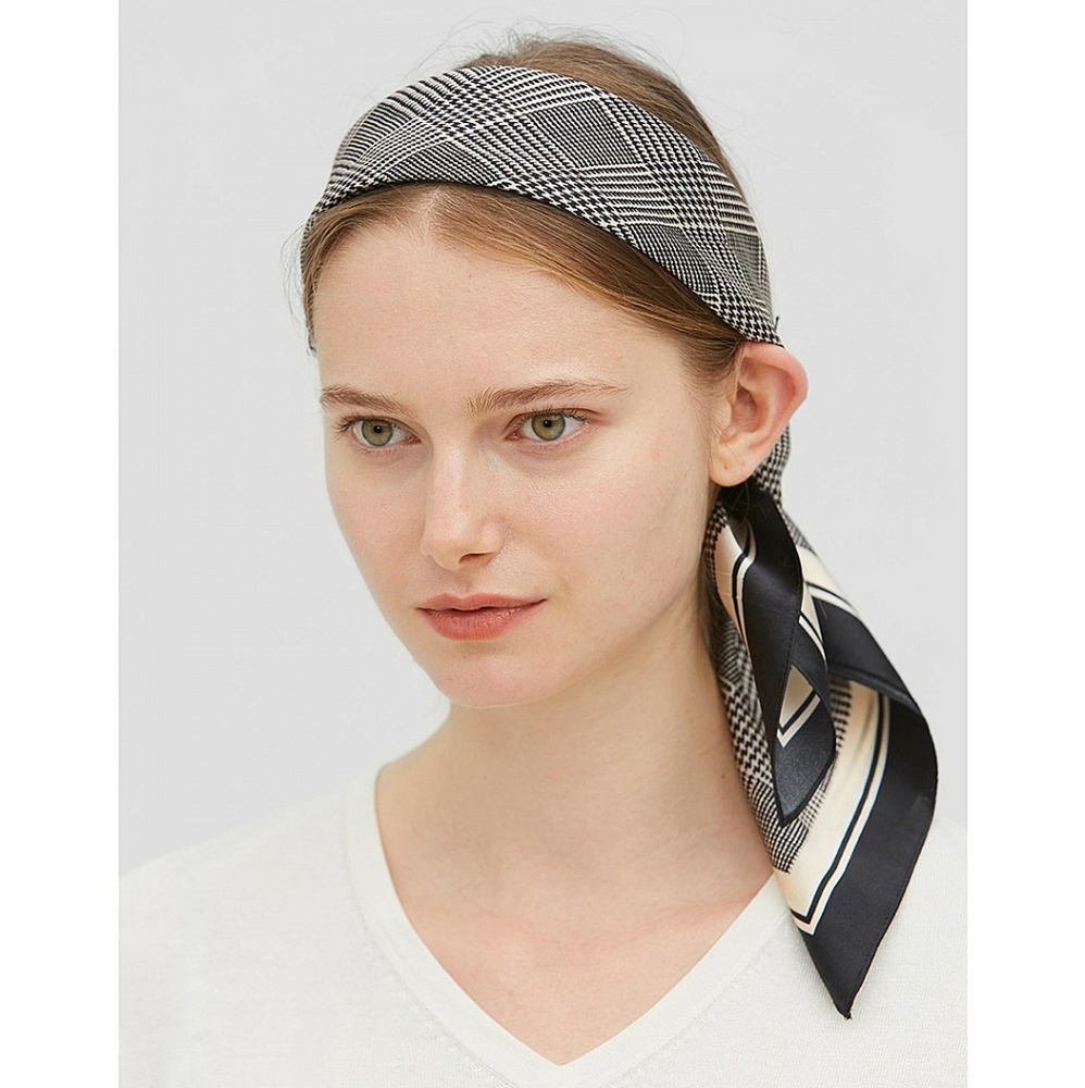 1 pc houndstooth poly silk scarf 27.5